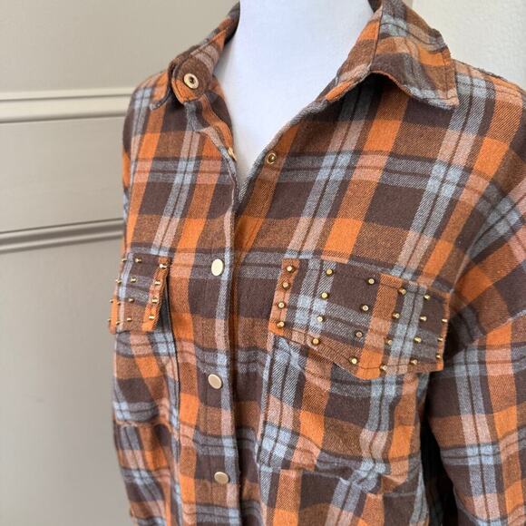 Entro Size S Flannel Snap-front Orange Brown Blue Plaid T21945 Studded Pockets - Picture 2 of 6